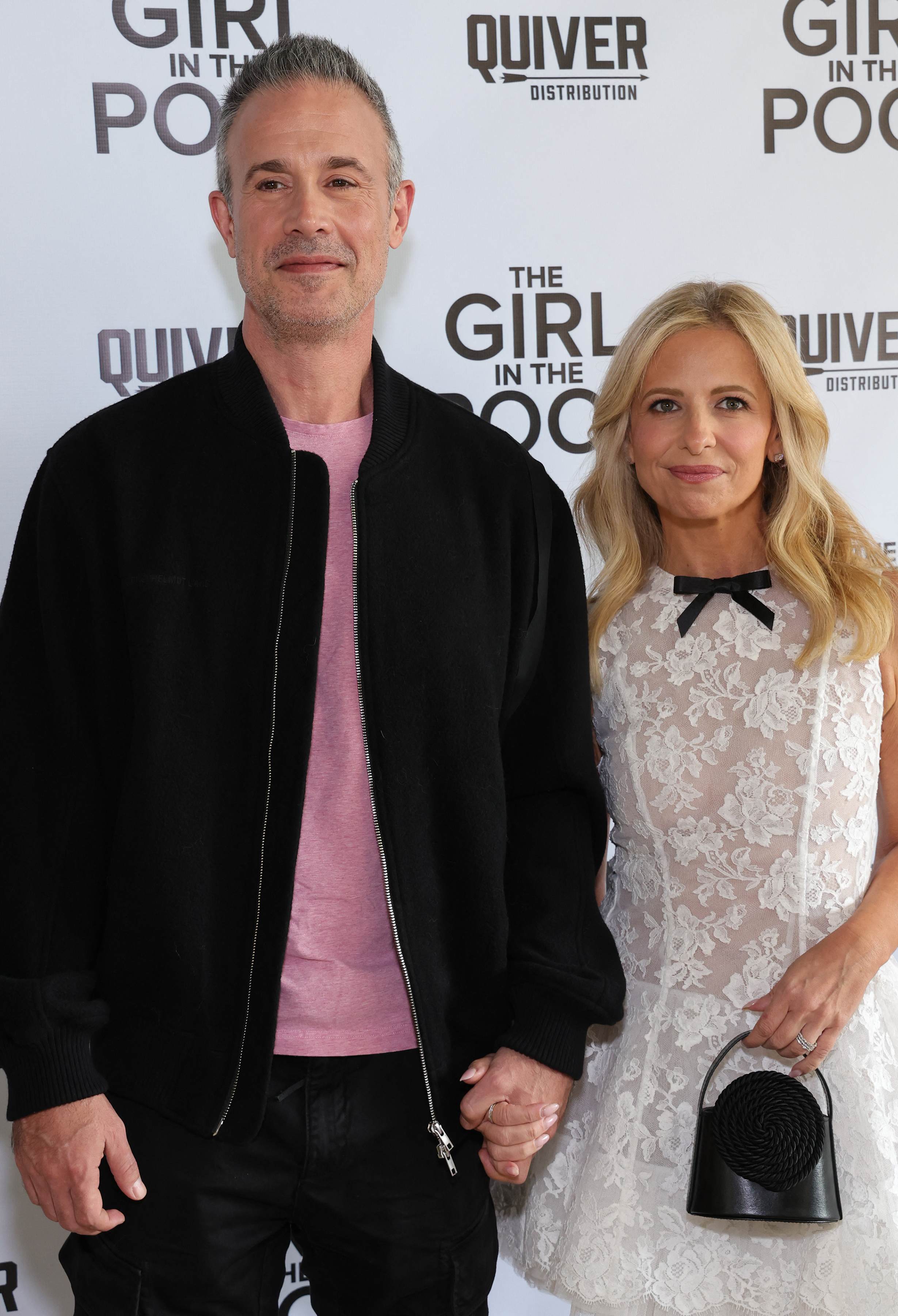 sarahmichellegellarweb_thegirlinthepoollosangelespremiere20240724_015.jpg sarahmichellegellarweb_thegirlinthepoollosangelespremiere20240724_015.jpg